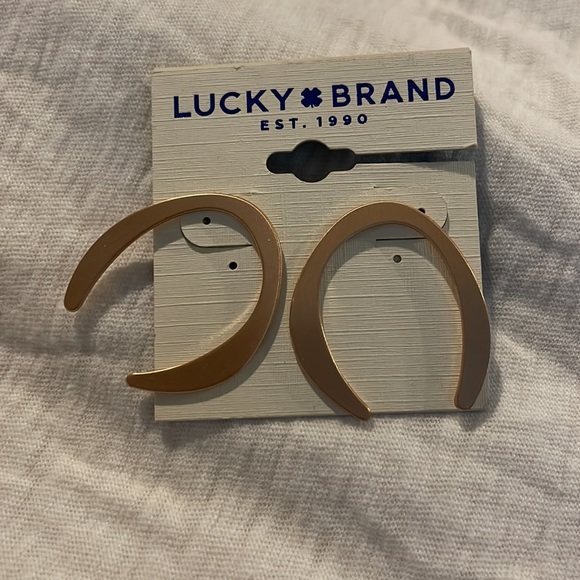 Earrings - Picture 4 of 5